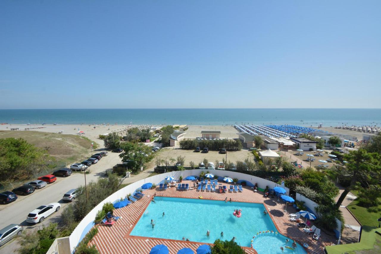 Hotel Bellevue Beach Milano Marittima Buitenkant foto