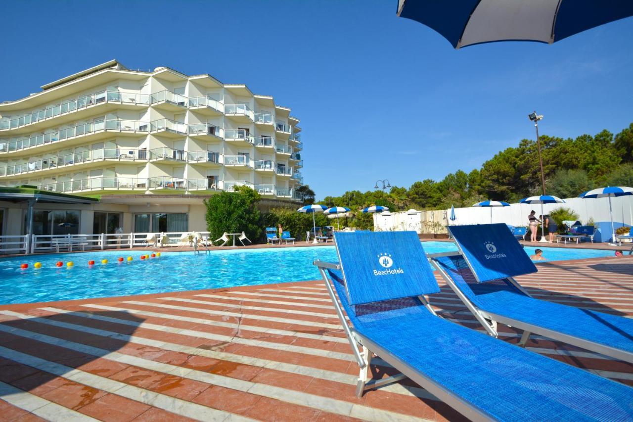 Hotel Bellevue Beach Milano Marittima Buitenkant foto