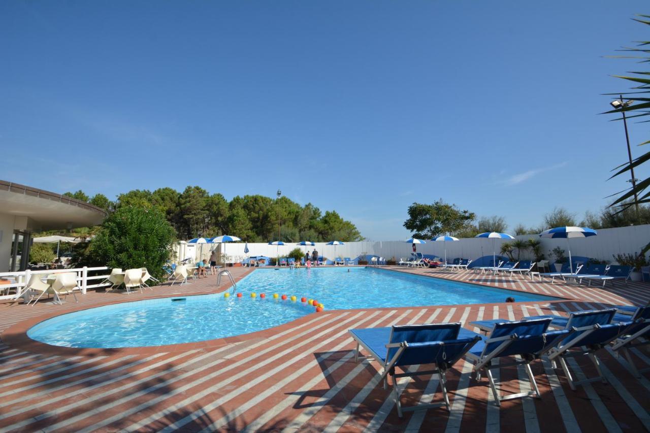 Hotel Bellevue Beach Milano Marittima Buitenkant foto